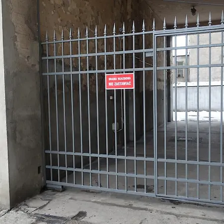 Apartment Mieszkanie Przy Dworcu Glowna